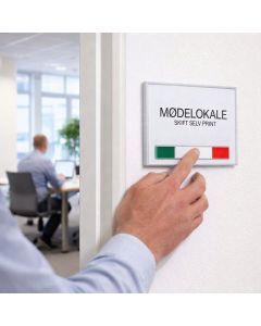 Kombineret dør- og infoskilt med ledig / optaget-funktion – A6 (105 × 148 mm), arkitekttegnet I-Sign