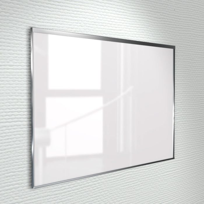 Vægskilt med en hærdet glasfront med slebet kanter, som er omkranset af slebet rustfri stål i den højeste kvalitet, A3