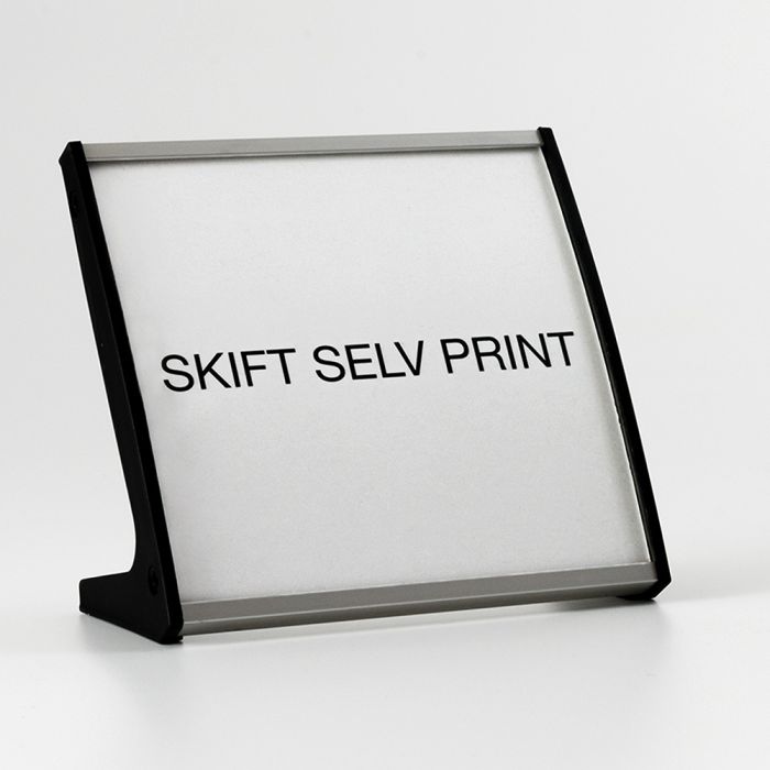 Perfekt til skrivebordet - Strato Bordskilte i str. 109x105 mm